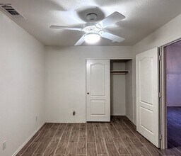 5225 N Windriver Pl in Tucson, AZ - Building Photo - Building Photo