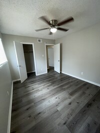 Deerwood Apartments photo'