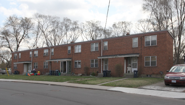 35-45 Jasper Ave in Toronto, ON - Building Photo - Primary Photo