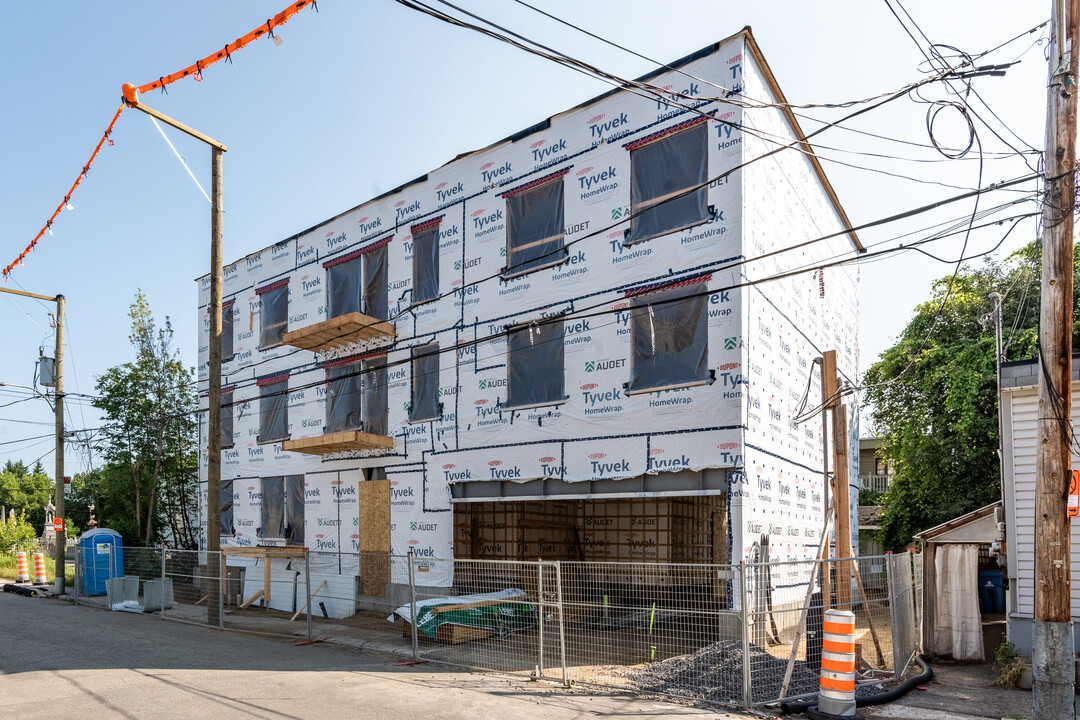 117 Panet Rue in Québec, QC - Building Photo