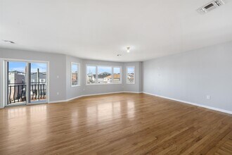 196 Sandford Ave in Kearny, NJ - Building Photo - Building Photo