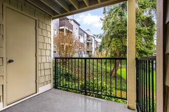 2020 Grant Ave S in Renton, WA - Building Photo - Building Photo