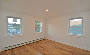 219-42 112th Rd in Queens, NY - Building Photo - Building Photo