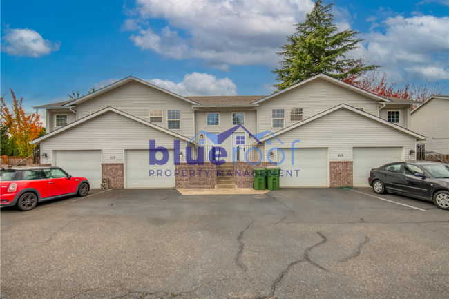 615 N Elliott Rd in Newberg, OR - Building Photo - Building Photo
