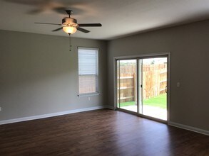 8113 Turnberry Ln in Austin, TX - Building Photo - Building Photo