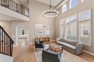 200 Oak View Ln in Santa Barbara, CA - Building Photo - Building Photo