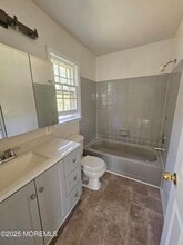 1024 Irving Pl in Toms River, NJ - Building Photo - Building Photo
