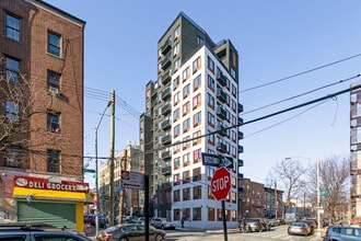 2081 Anthony Ave in Bronx, NY - Building Photo - Building Photo