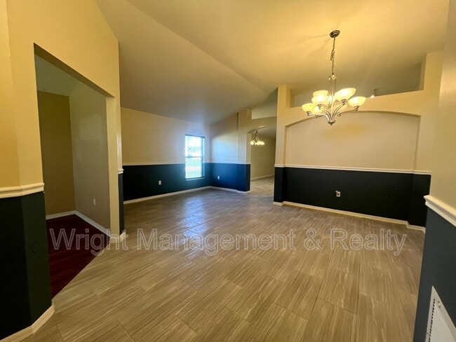 29731 Morwen Pl in Zephyrhills, FL - Foto de edificio - Building Photo