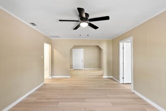 1725 Whittier Dr in Corpus Christi, TX - Building Photo - Building Photo