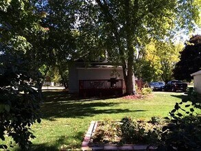 310 1st St So in Winsted, MN - Building Photo - Building Photo