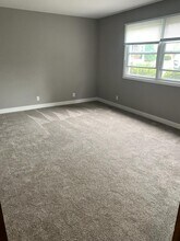 855 Butternut Dr in Holland, MI - Building Photo - Building Photo