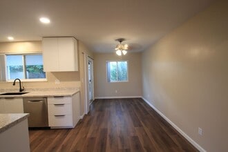 1765 N 6th Pl in Port Hueneme, CA - Building Photo - Building Photo