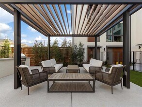 4426 Cabell Dr in Dallas, TX - Building Photo - Building Photo