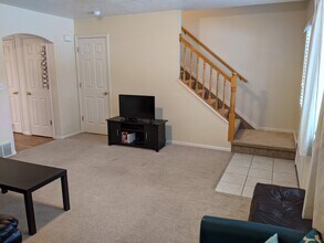 218 Stirling Pl in Logan, UT - Building Photo - Building Photo