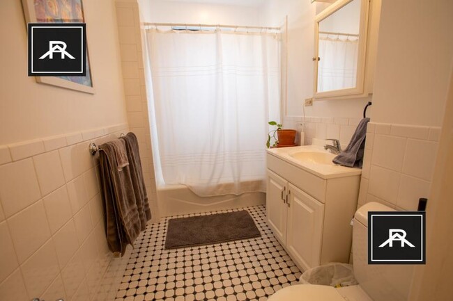 76 Quint Ave in Boston, MA - Building Photo - Building Photo