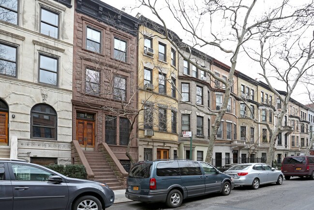 131 W 88th St in New York, NY - Building Photo - Building Photo