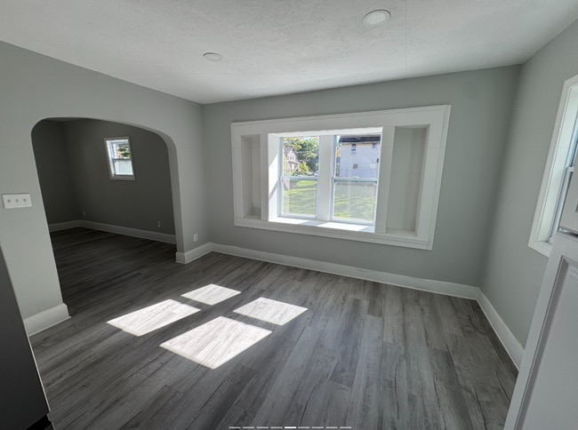 1270 Moore St in Akron, OH - Building Photo - Building Photo