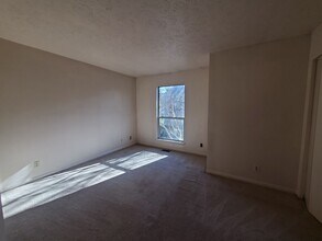 MIDLANDS Rd in Williamsburg, VA - Building Photo - Building Photo