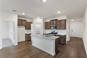413 Auburn Forest Dr in Princeton, TX - Building Photo - Building Photo