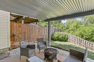 200 Mountain Terrace in Myersville, MD - Building Photo - Building Photo