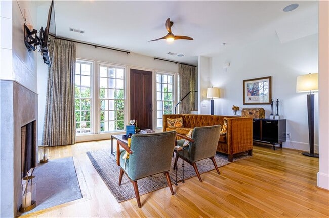 2067 Telfair Cir NE in Atlanta, GA - Foto de edificio - Building Photo