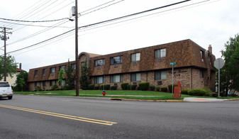 439 Ridge Rd Apartments