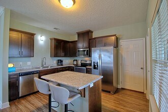 25 Wythe St in Hinesville, GA - Building Photo - Building Photo