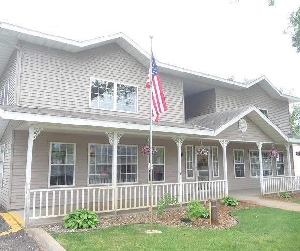 Oak Grove Apartments in Melrose, MN - Foto de edificio - Building Photo