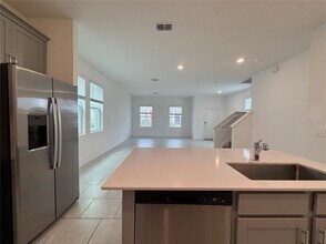 6473 Pine Warbler Wy in St. Cloud, FL - Building Photo - Building Photo