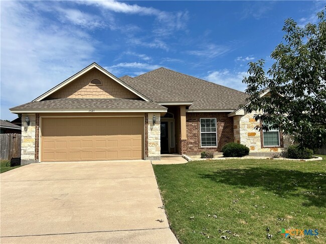 property at 1621 Rusty Spur Dr