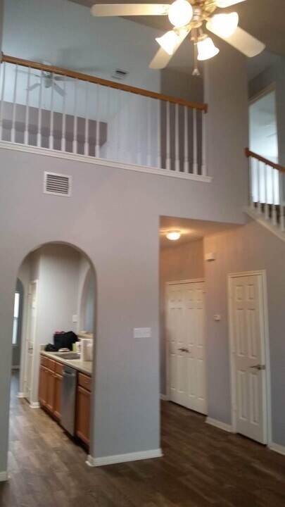 105 Kathryn Cove in San Marcos, TX - Building Photo