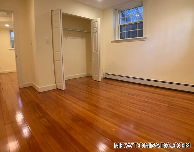 75 Wyman St in Newton, MA - Foto de edificio - Building Photo