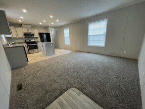 16206 Normandy St in Clinton Township, MI - Building Photo - Building Photo