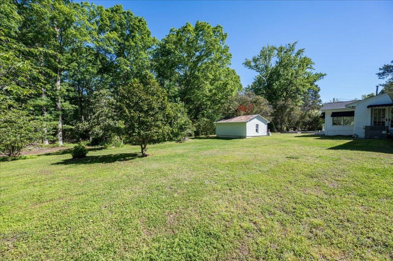 4300 Green Level W Rd in Apex, NC - Building Photo