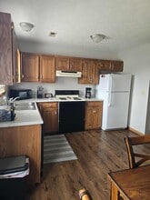 407 Country Villa Ln in St. Robert, MO - Building Photo - Building Photo