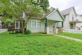 1205 W 22 1/2 St in Austin, TX - Building Photo - Building Photo