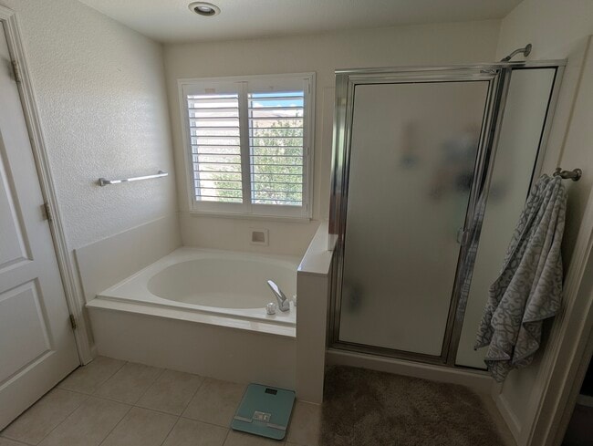 property at 1872 Cambridge Hills Ct.