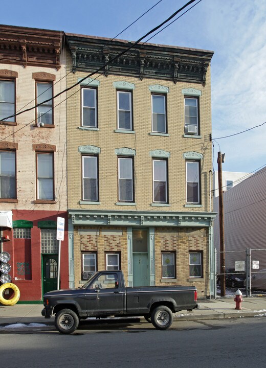 398 Palisade Ave in Jersey City, NJ - Foto de edificio