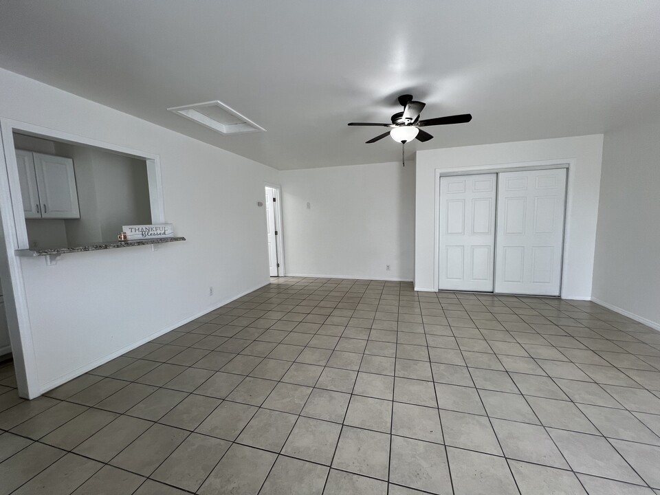 1528 N Waterman Ave in San Bernardino, CA - Building Photo