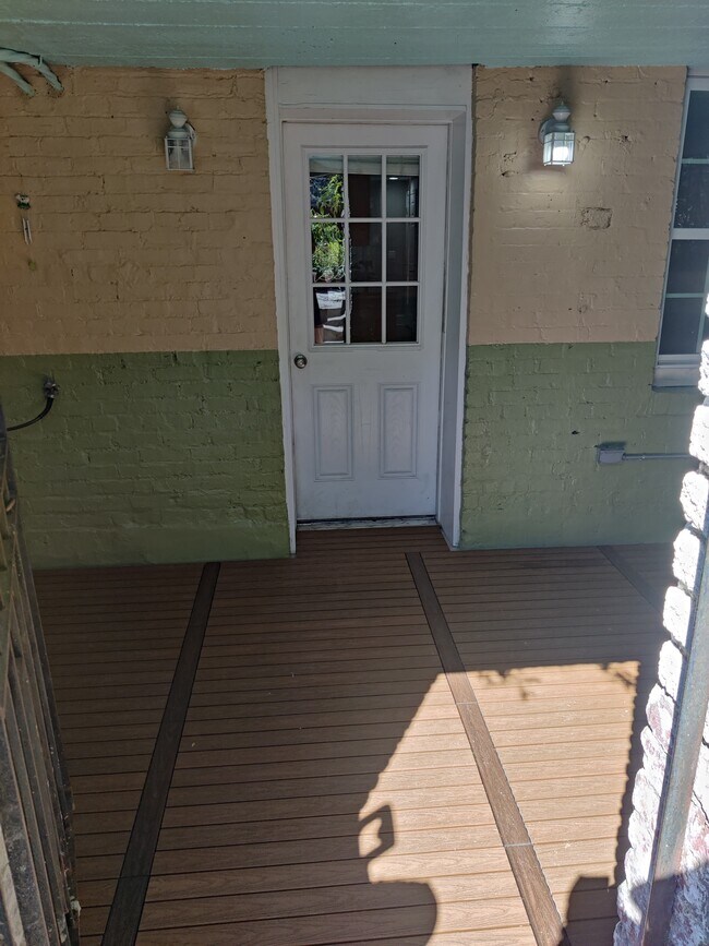 1641 Irving St NW in Washington, DC - Building Photo - Building Photo