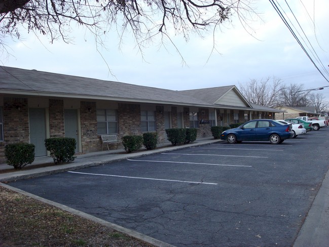 Good Shepherd Brownwood Apartment Community in Brownwood, TX - Building Photo - Building Photo