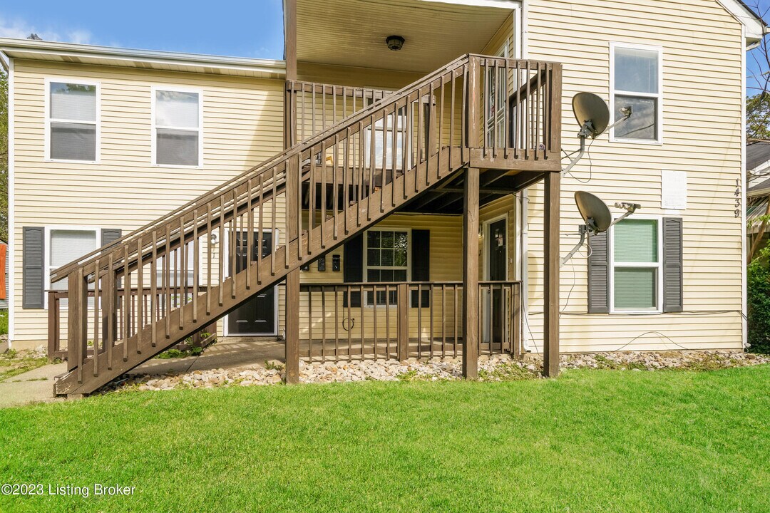 1439 Beech St in Louisville, KY - Building Photo