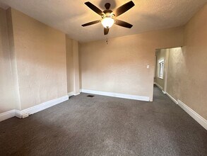 300 W 13th Ave in Homestead, PA - Building Photo - Building Photo