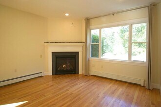 40 Quincy St in Sharon, MA - Building Photo - Building Photo