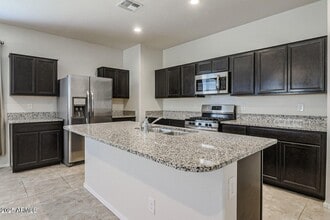 31024 W Weldon Ave in Buckeye, AZ - Building Photo - Building Photo