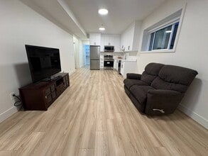 18968 119 Av in Pitt Meadows, BC - Building Photo - Building Photo