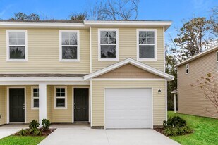 45364 Red Brick Dr in Callahan, FL - Building Photo