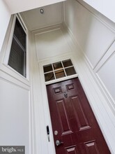 2137 Royal Lodge Dr in Falls Church, VA - Building Photo - Building Photo