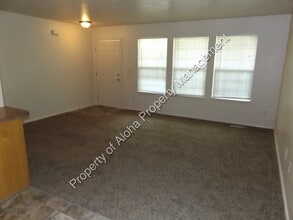 1280 S Cloverdale Rd in Boise, ID - Foto de edificio - Building Photo